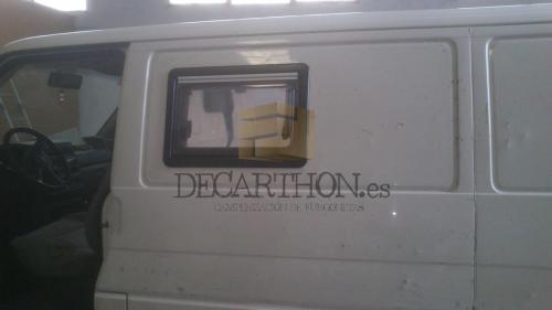 decarthon-camperizacion-furgonetas-volkswagen-t4 (15)